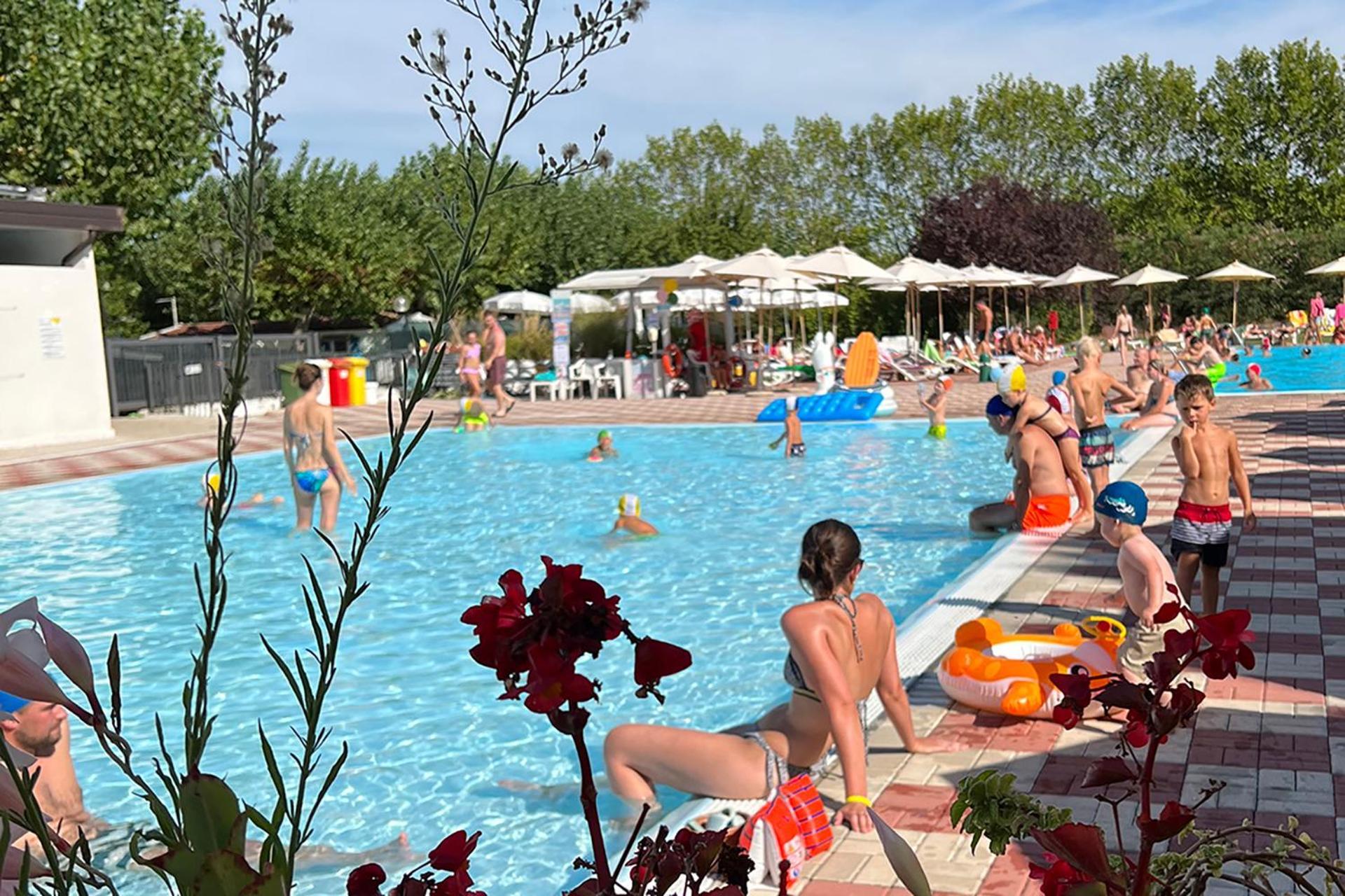 San Benedetto Camping Relais Πεσκιέρα ντελ Γκάρντα Εξωτερικό φωτογραφία
