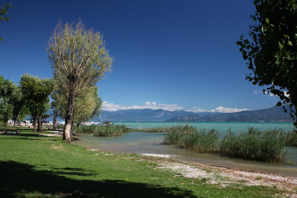 San Benedetto Camping Relais Πεσκιέρα ντελ Γκάρντα Εξωτερικό φωτογραφία